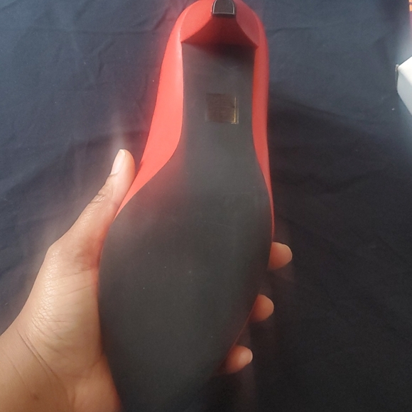 shoes - Picture 4 of 7